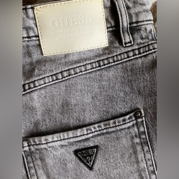 NWOT! GUESS Denim skirts Sz 28 - Picture 10 of 17